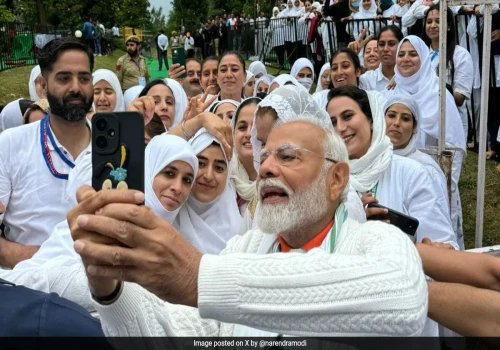 PM Modi In Srinagar | 10th International Yoga Day